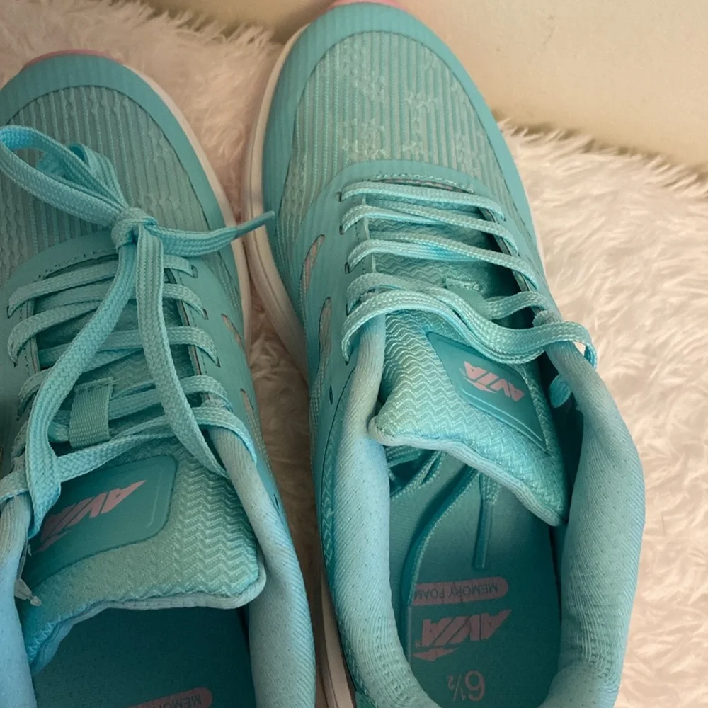 Avia Blue and Pink Athletic Shoes for Performance Sz 6.5m
